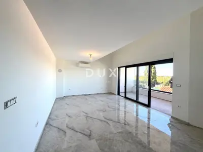 Stan 138,8 m², Valbandon - dvoetažni s galerijom - 2