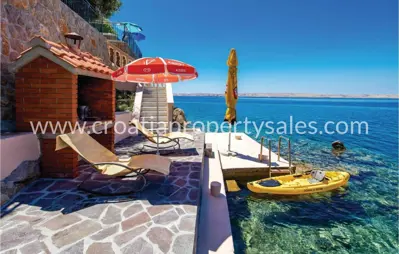 Haus 135 m², Zadar - erste Reihe zum Meer und privater Steg