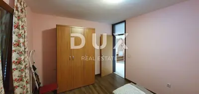 House 420 m², Poreč - 5 residential units - 6