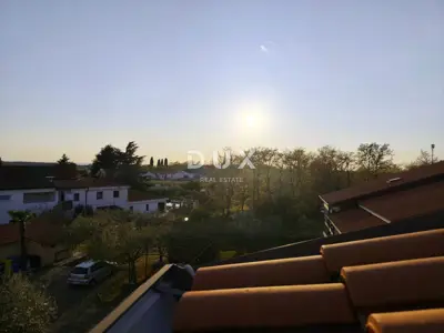 House 420 m², Poreč - 5 residential units - 22