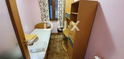 House 420 m², Poreč - 5 residential units - 16