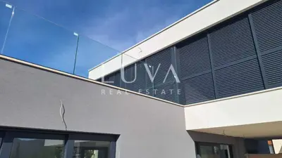 Villa 260 m², Kaštel Novi - Pool und Meerblick - 10