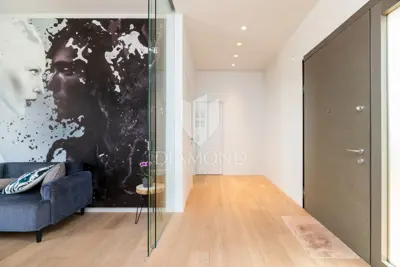 Villa 500 m², Umag - pogled na more i bazen - 17