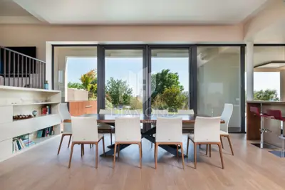Villa 500 m², Umag - pogled na more i bazen - 10