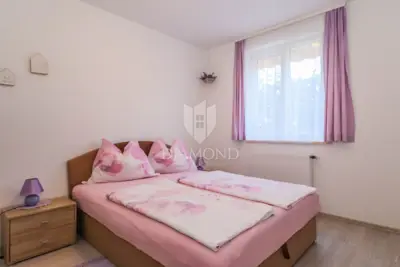 Kuća 207 m², Fažana - 3 stana i blizu mora - 5