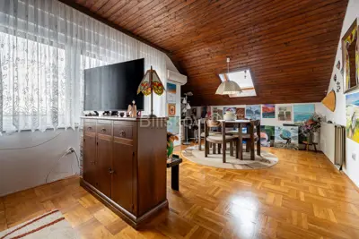 House 240 m², Črnomerec - Višnjica, three floors and yard - 21