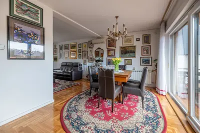 Haus 240 m², Črnomerec - Višnjica, drei Etagen und Grundstück - 3