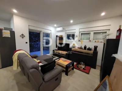 Apartment for sale in Crikvenica, 75 m² - 2