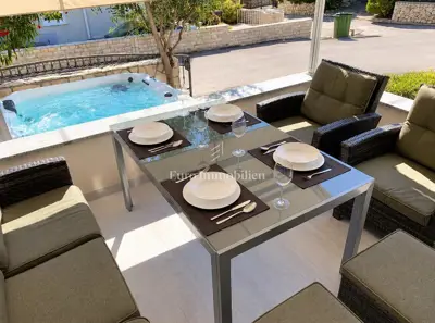 Maisonette-Wohnung 65 m², Novalja - Garten und Jacuzzi - 2
