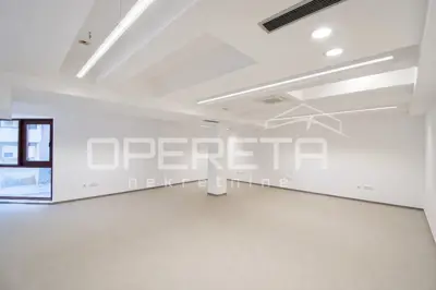 Split 3 – poslovni prostor 940 m² s 22 ureda i portirnicom - 7