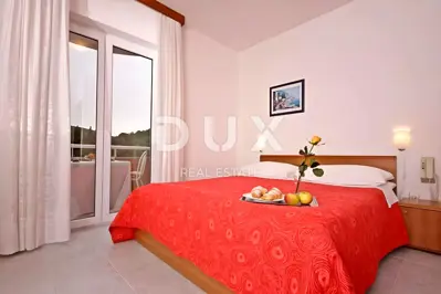 Hotel 1,600 m², Krnica - 100 m from the sea and pool - 16