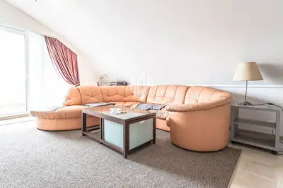 Apartment for rent in Maksimir, 93 m²