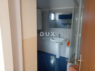 House for sale in Marčeljeva Draga, 55 m² - 11