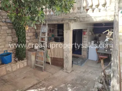 House, Brač, 220 m², 450 000 € - 6