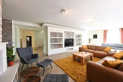 Kuća 339 m², Umag - bazen i velika okućnica - 4