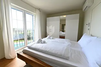 Kuća 339 m², Umag - bazen i velika okućnica - 10