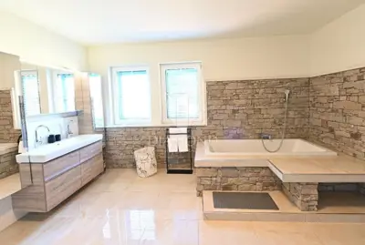 Kuća 339 m², Umag - bazen i velika okućnica - 15