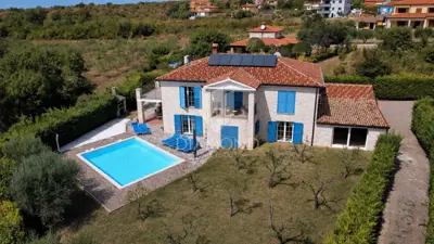 Kuća 339 m², Umag - bazen i velika okućnica - 18