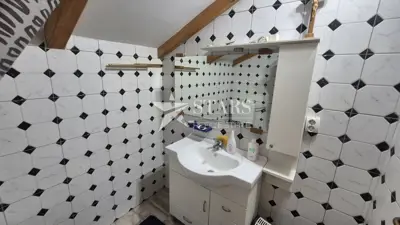 Haus 250 m², Sunger - drei Wohneinheiten - 8