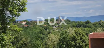 Zemljište, Stari Pazin - otvoren pogled na Učku i zelenilo - 2