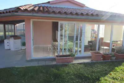 Haus zum Kauf in Marčana, 141 m² - 2
