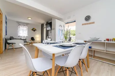 Miholašćica, Cres - apartment with yard 221 m² - 3