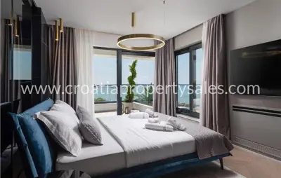 Villa 235 m², Zadar - first row to the sea - 6