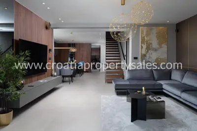 Villa 235 m², Zadar - first row to the sea - 4