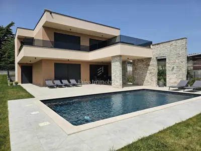 Villa 220 m², Poreč - Meerblick und beheizter Pool - 2