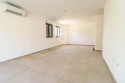 Excellent apartment in a new building, 4 km from the beaches - 8