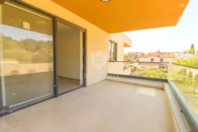 Excellent apartment in a new building, 4 km from the beaches