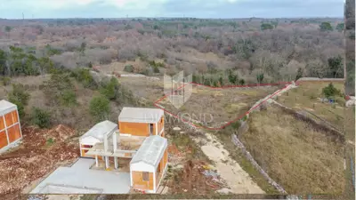 Building plot 1,295 m², Filipana - peaceful surroundings - 2