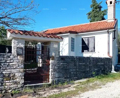 Kuća 50 m², Oprtalj - mirno selo i pogled na prirodu