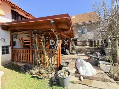 Doppelhaus 110 m², Brestova Draga - Terrasse und Hof - 8