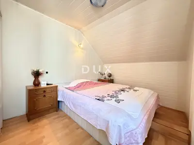 Doppelhaus 110 m², Brestova Draga - Terrasse und Hof - 9