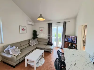 For sale, Pag, 2 apartments, sea view, parking - 17