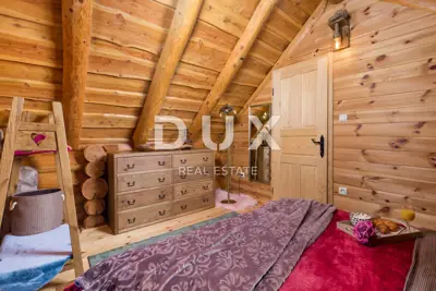 Holzvilla in Kupjak, Pool, Wellness und Blick auf die Berge - 18