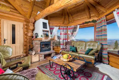 Wooden villa in Kupjak, pool, wellness and mountain views
