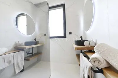 IČIĆI - deluxe apartment with panoramic sea view - 2