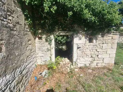 House 115 m², Svetvinčenat - old house with courtyard 979 m² - 3