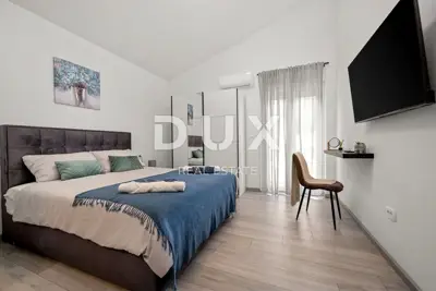 Haus 140 m², Labin - Pool und gepflegter Gartenbereich - 14