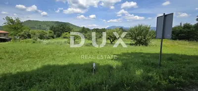 Baugrundstück 766 m², Pićan - Blick auf Učka - 3