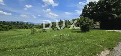 Baugrundstück 766 m², Pićan - Blick auf Učka - 11