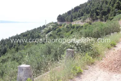 Grundstück 4 040 m², Omiš - Panoramablick auf das Meer und die Inseln - 7