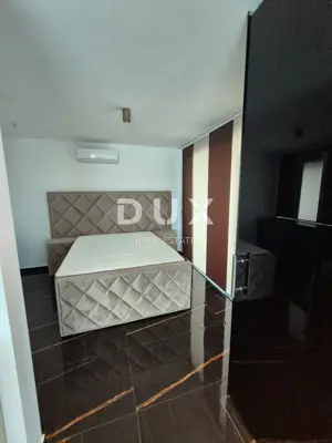 Apartment 170 m², Sukošan - seafront with a private garden - 13