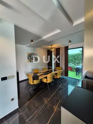 Apartment 170 m², Sukošan - seafront with a private garden - 4
