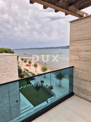 Apartment 170 m², Sukošan - seafront with a private garden - 18
