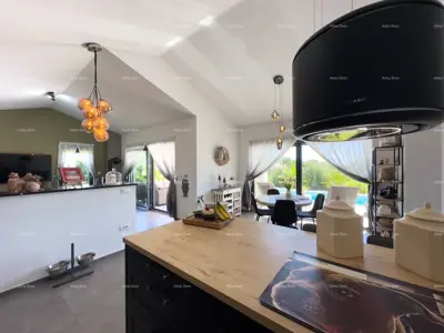 Haus 120 m², Barban, Pool und Blick auf die Učka - 12