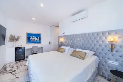 Vila 254 m², Komarna, bazen i panoramski pogled na more - 13