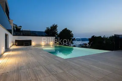 Vila 254 m², Komarna, bazen i panoramski pogled na more - 20
